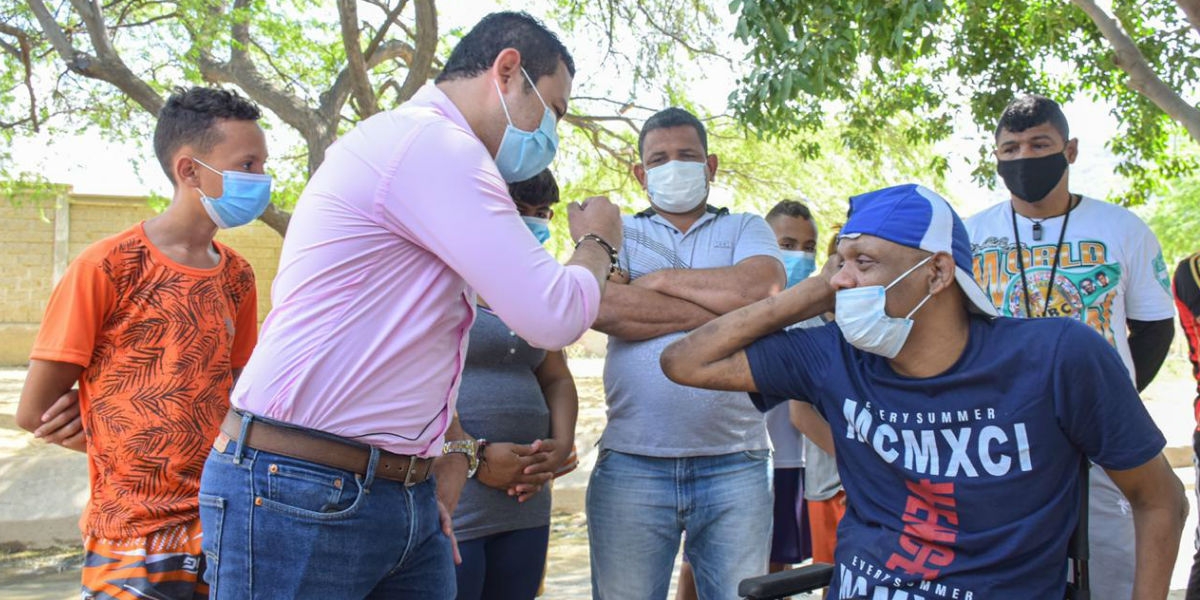 Wilson Aguilar y Andrés Correa, secretario de Promoción Social.