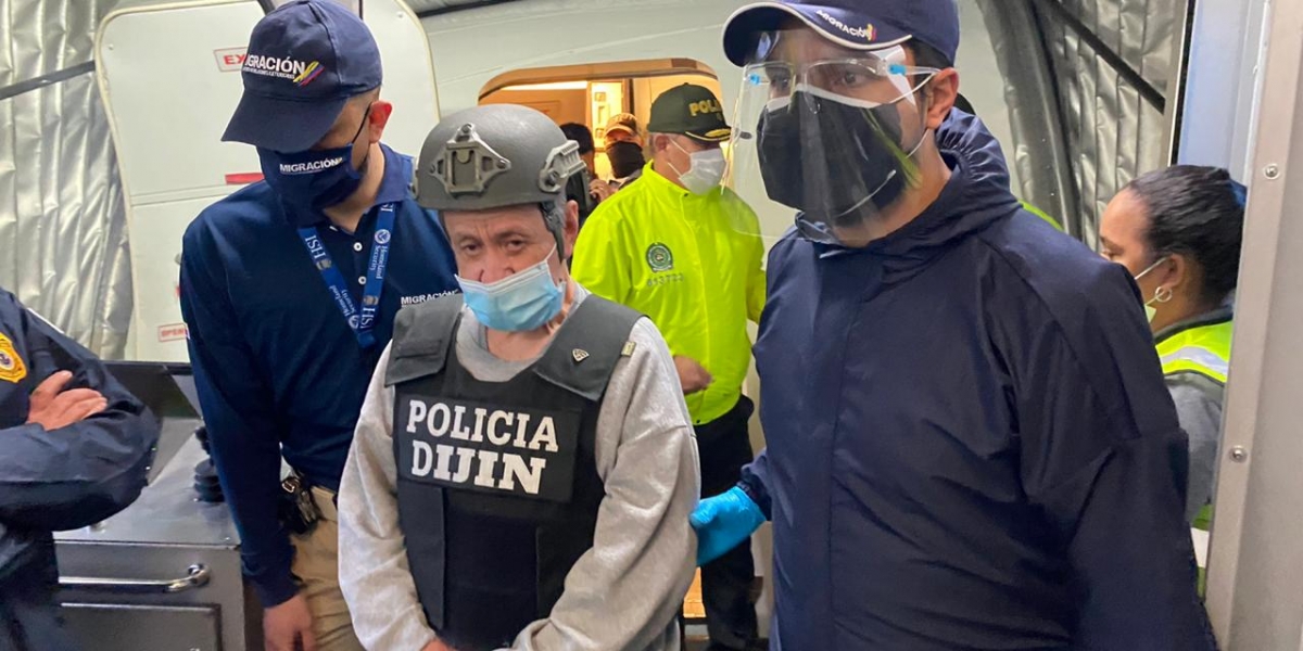 Migración Colombia Hernán Giraldo en su llegada a Colombia.