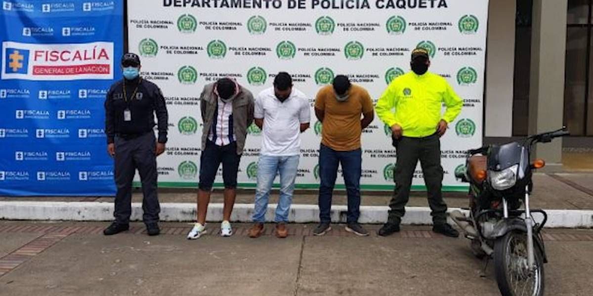 Los dos condenados y Fredy Mauricio Guzmán Ramos (en el centro), quien no ha llegado a un acuerdo con la Fiscalía.