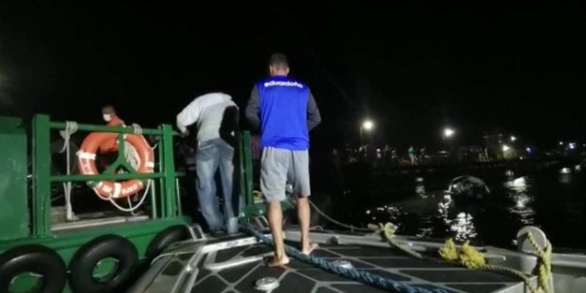 Rescate de los pescadores.