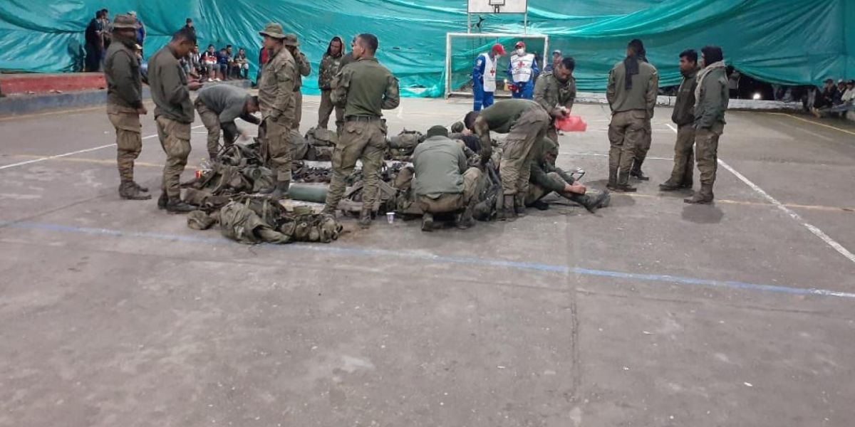 Militares que estaban retenidos en Nariño.