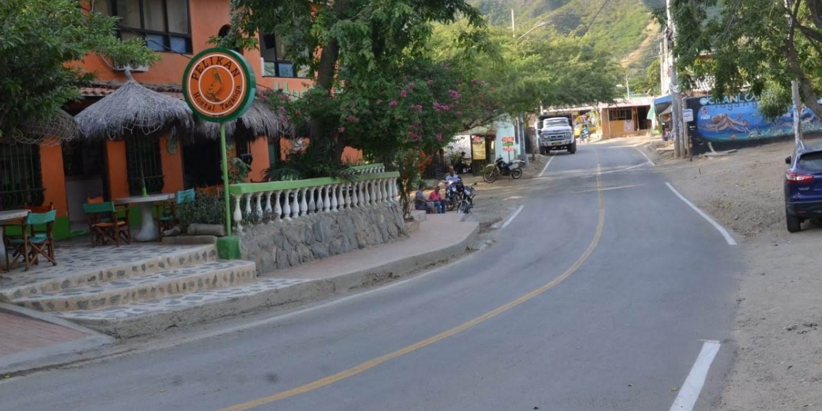 Comerciantes de Taganga piden que se les socialicen estos cortes de energía, con el fin de no perder sus productos por la falta de electricidad. 