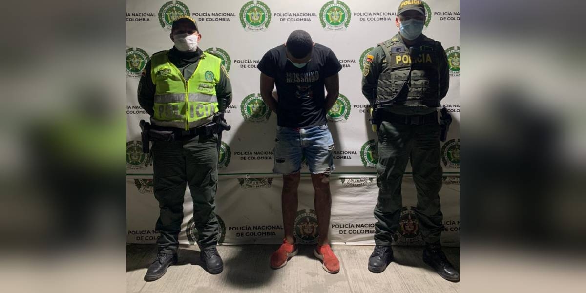 Policía Eliécer Macías Manjarrez.