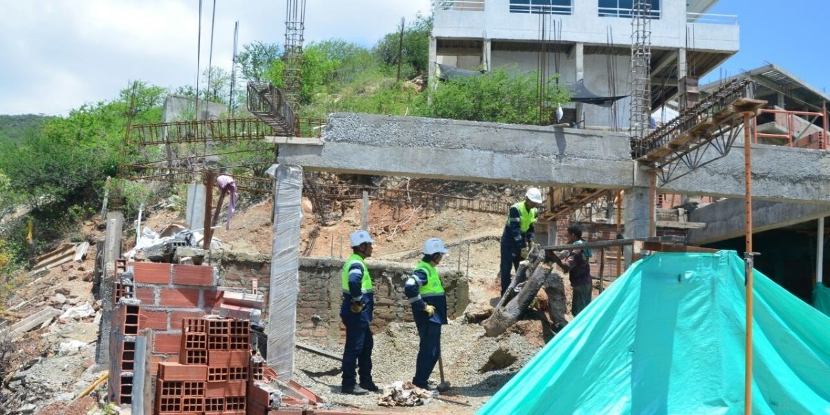 Construcciones ilegales en Taganga.