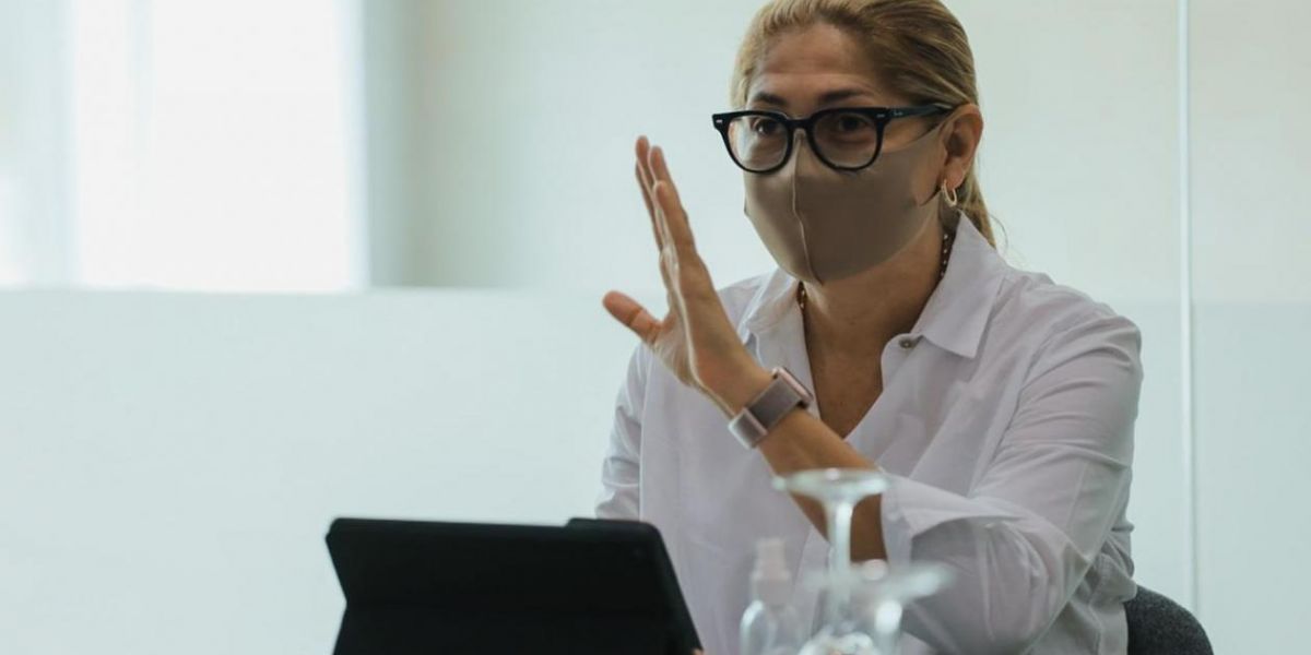 La secretaria de Salud, Alma Solano.