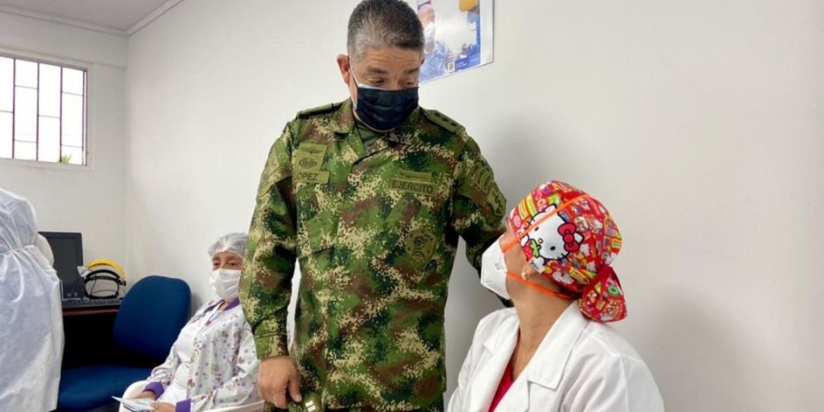 Ejército Nacional Vacunación a militares.