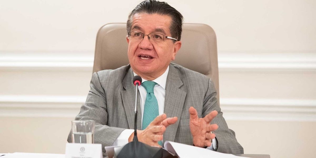 Ministro de Salud, Fernando Ruiz.