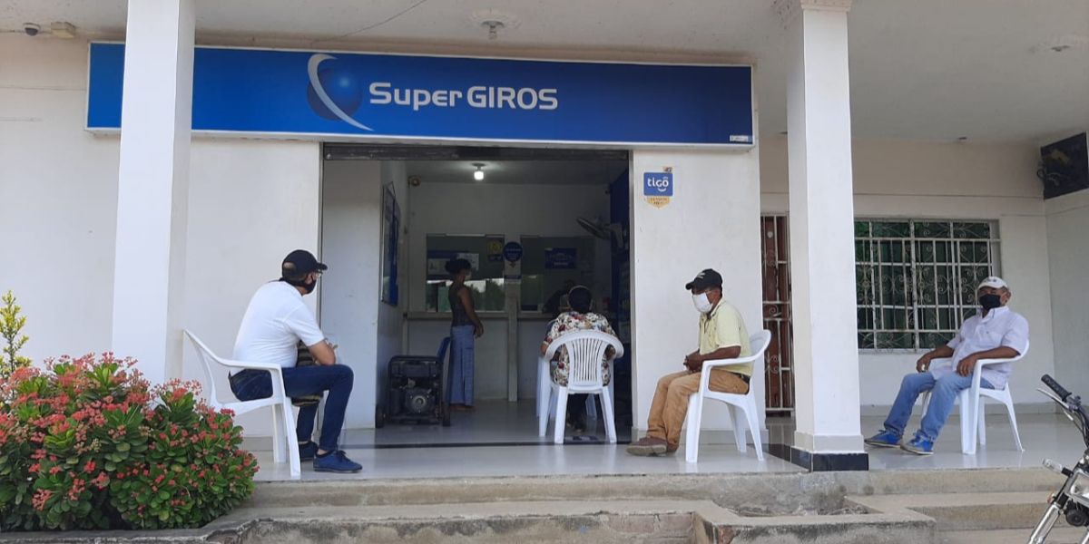 El pago se hará en los SuperGiros autorizados. 