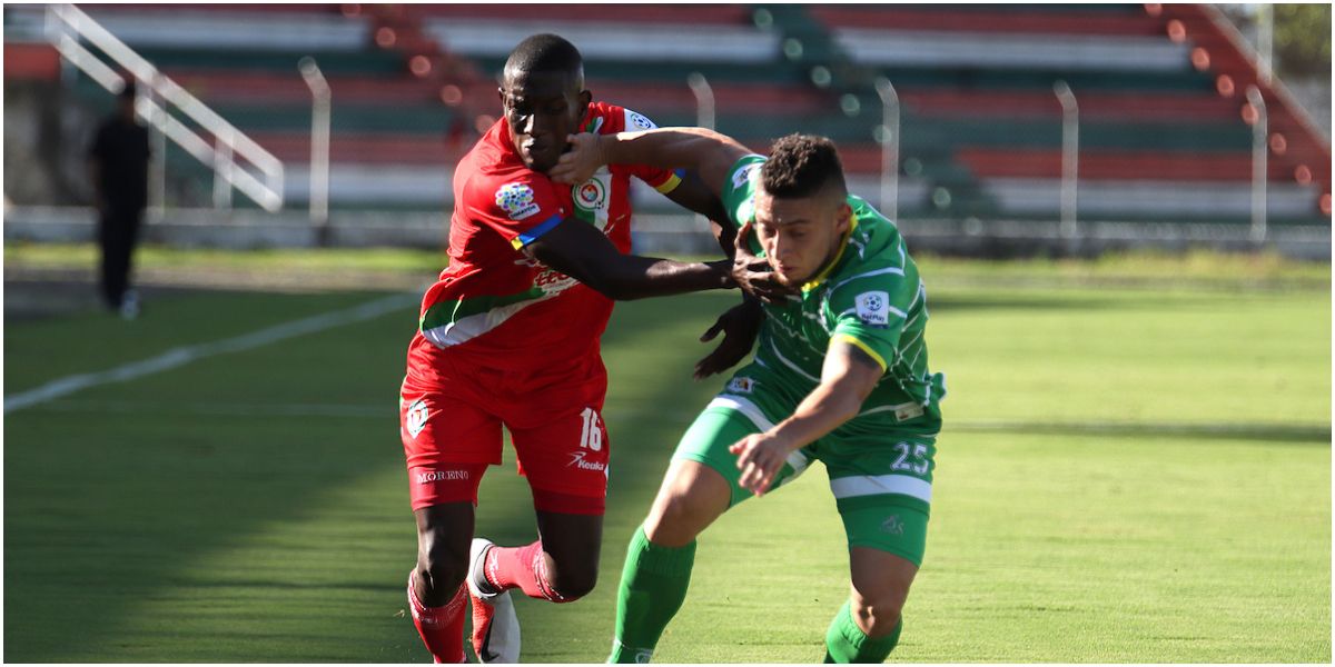 El encuentro se jugó en el estadio Doce de octubre.