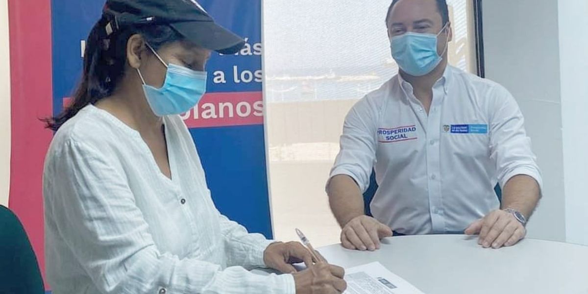 Alcaldesa de Algarrobo firmó convenio con el DPS. 