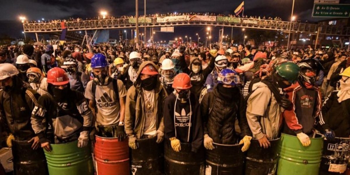 W Radio. Primera Línea en Bogotá