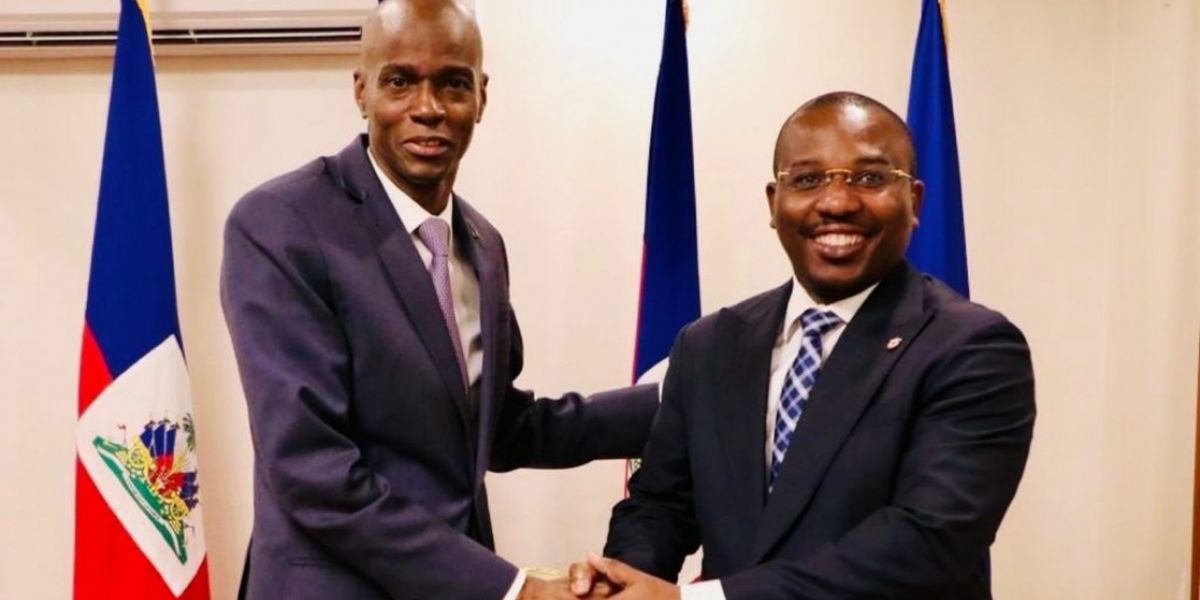 Jovenel Moise (izq) al lado del primer ministro, Claude Joseph, ahora salpicado por este magnicidio.