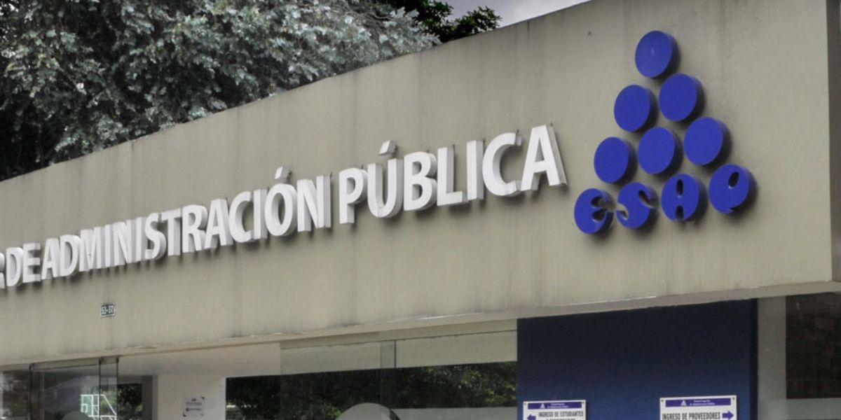 esap El doctorado tendrá una duración de 6 semestres académicos impartidos en forma presencial, inicialmente en Bogotá.