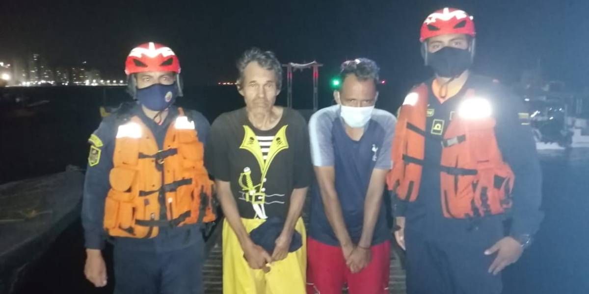 Pescadores rescatados en Santa Marta.