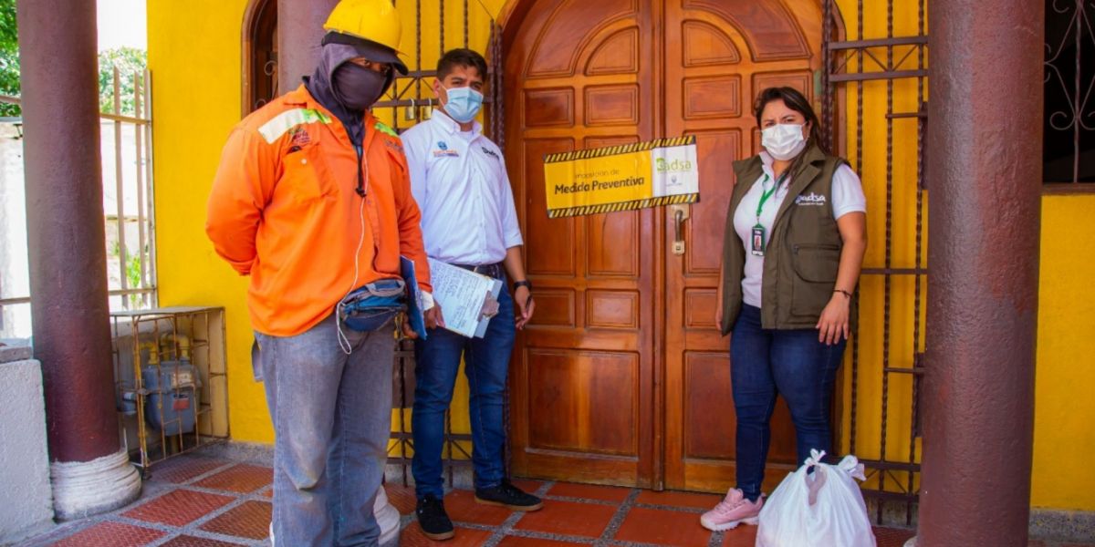 Seguimiento Uno de los restaurantes cerrados en El Rodadero.