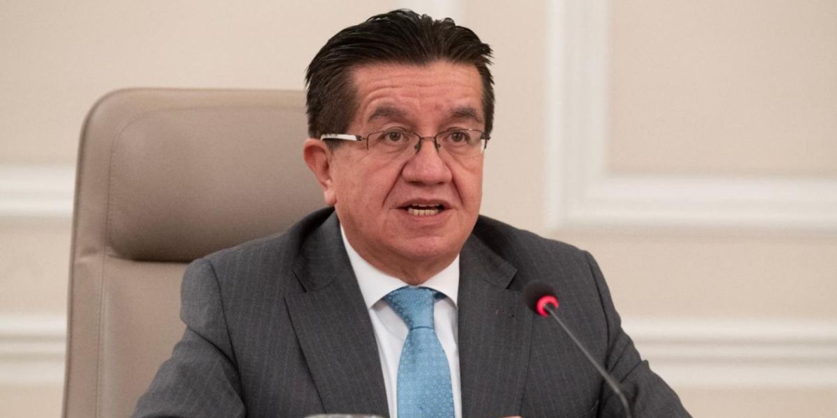 Ministerio de Salud Ministro de Salud, Fernando Ruiz.