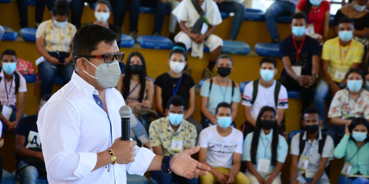 Unimagdalena El rector le dio la bienvenida.