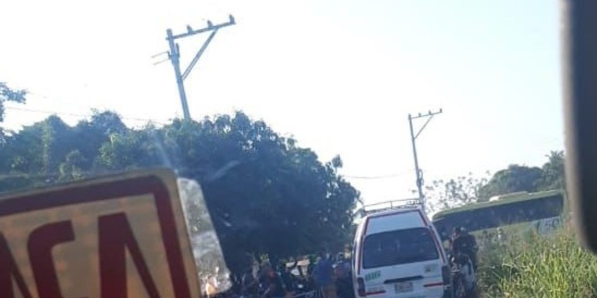 Cortesía. Trancón en la vía Fundación - Aracataca.