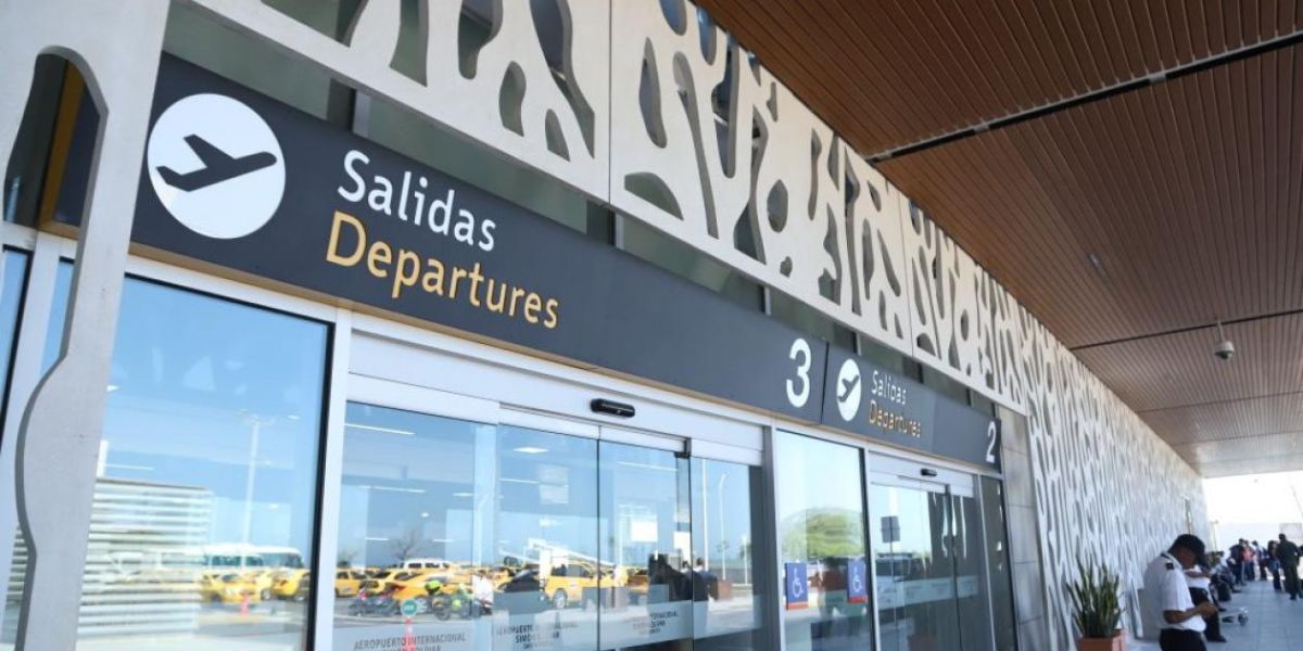 Aeropuerto Simón Bolívar.