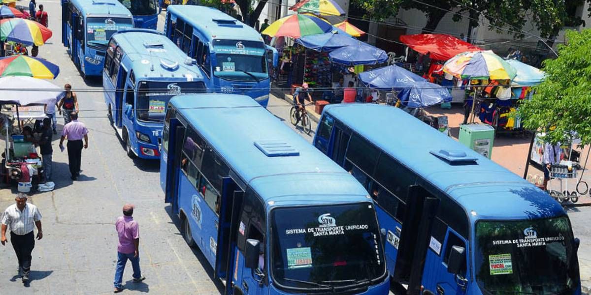 Asociación de transportadores del servicio público urbano de Santa Marta. 