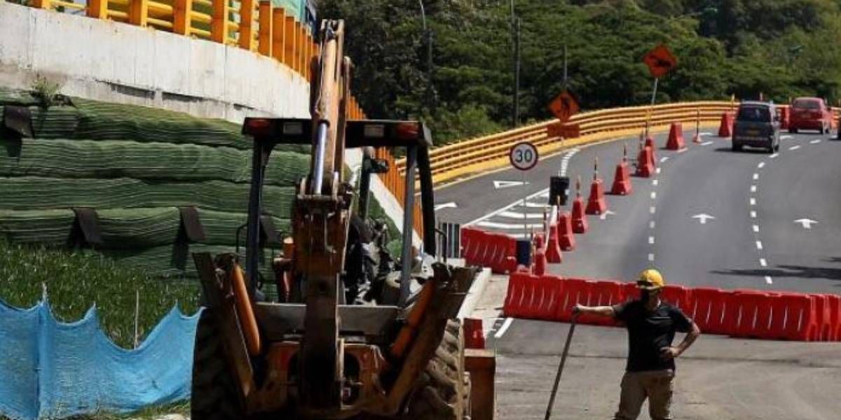 Recursos se utilizarán para la rehabilitación y el mejoramiento de cerca de 306 kilómetros de la malla vial entre Valle del Cauca y Cauca.