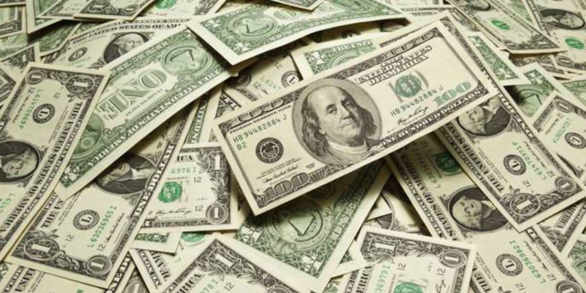 Dólar.