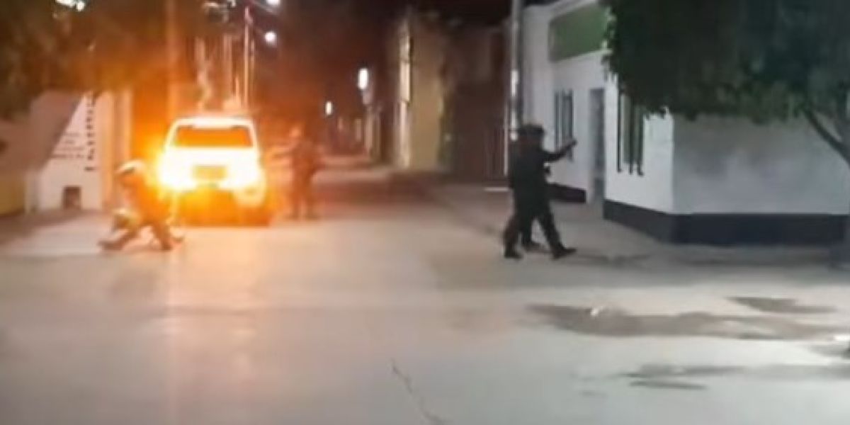 Cortesía. Los atracadores se enfrentaron a la Policía.