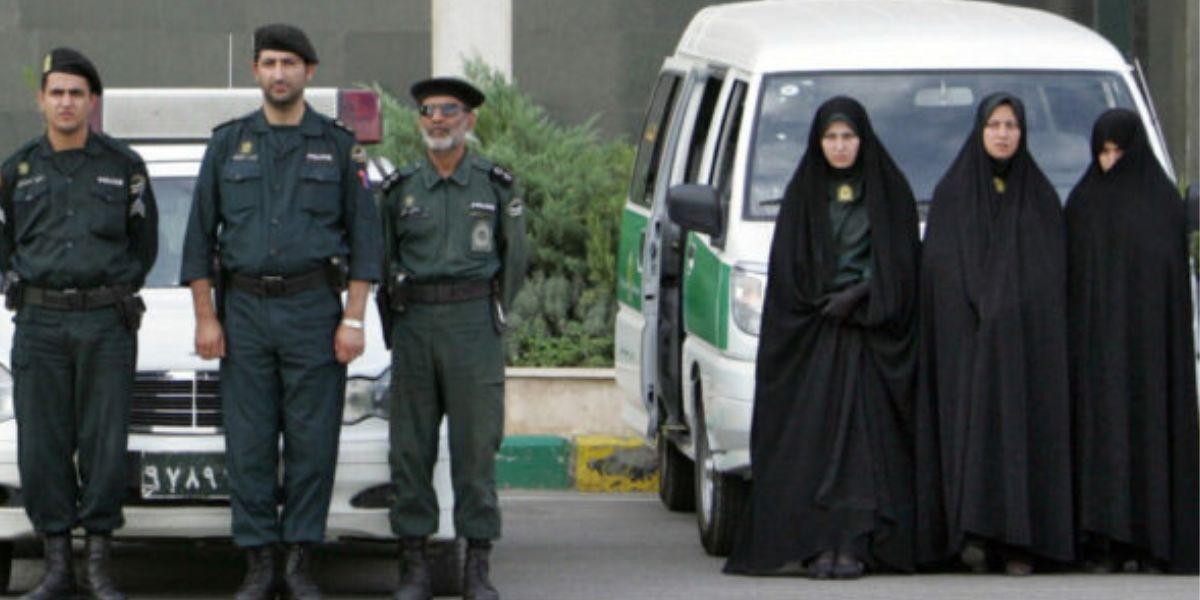 Policía de la Moral en Irán