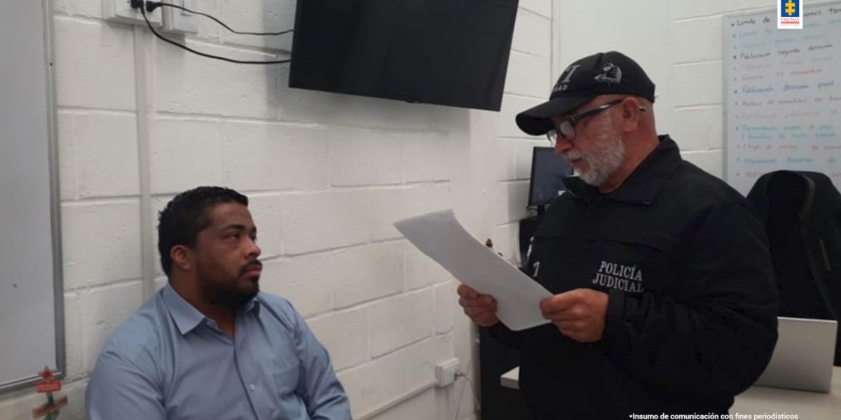 Fiscalìa Pablo Andrés Santiago Berdugo.