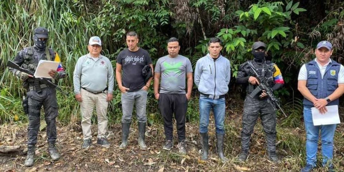 Policías secuestrados