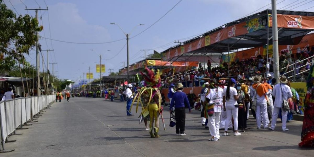 El desfile tuvo que ser suspendido.