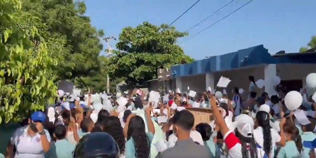 Marcha de la comunidad.