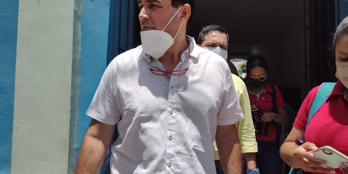 Seguimiento.co Jaime Noguera acudió a la Contraloría del Magdalena este viernes.