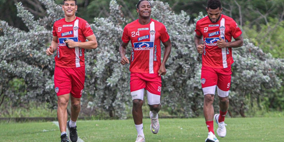 Jorge Arias, Dany Rosero y Miguel Ángel Borja serán titulares.