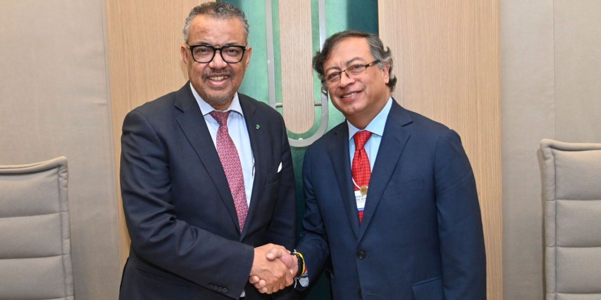 Tedros Adhanom Ghebreyesus y Gustavo Petro