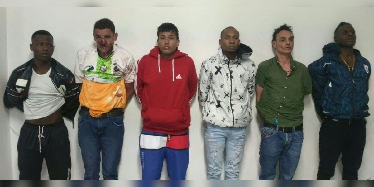 Los seis colombianos asesinados en una cárcel del Ecuador.