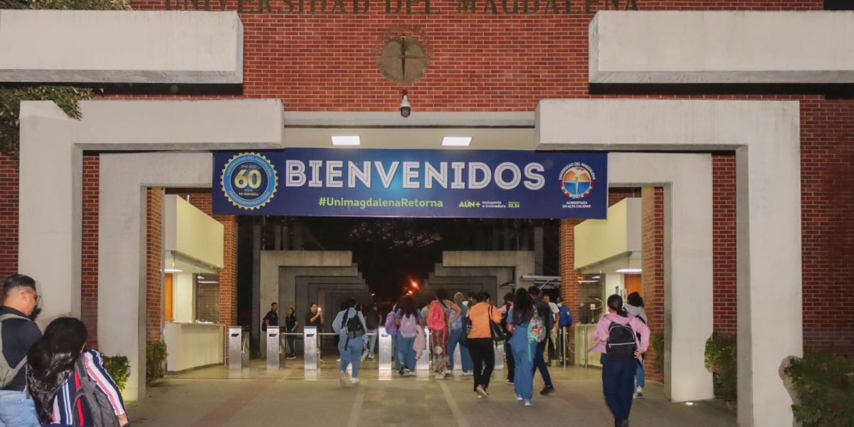 Unimagdalena El rector acompañó el inicio académico de 1.700 nuevos estudiantes y a la comunidad educativa en general.