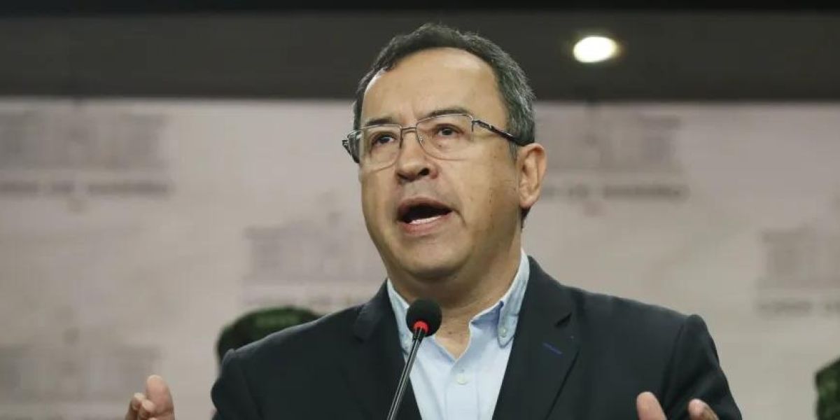 Alfonso Prada, ministro del Interior.