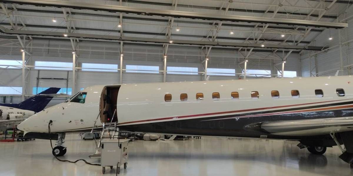 Semana Este sería el avión por el cual la Procuraduría abrió investigación.