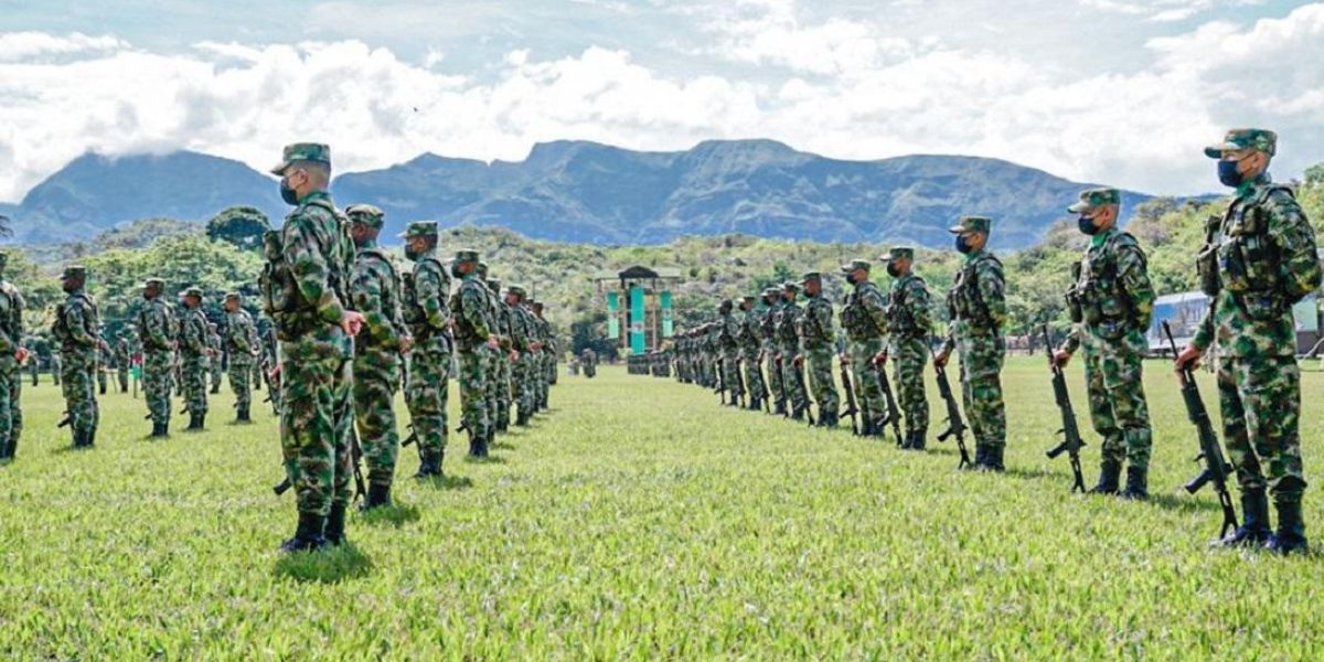 Soldados del Ejército Nacional