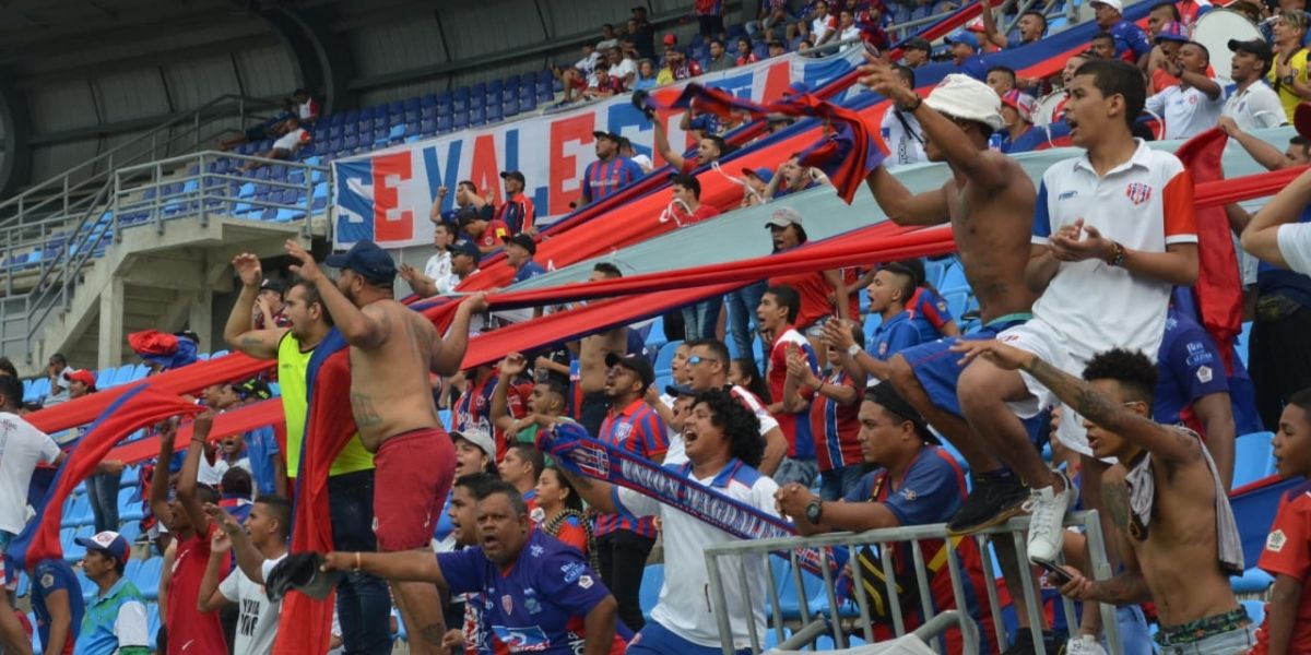 Tribuna norte del Sierra Nevada.