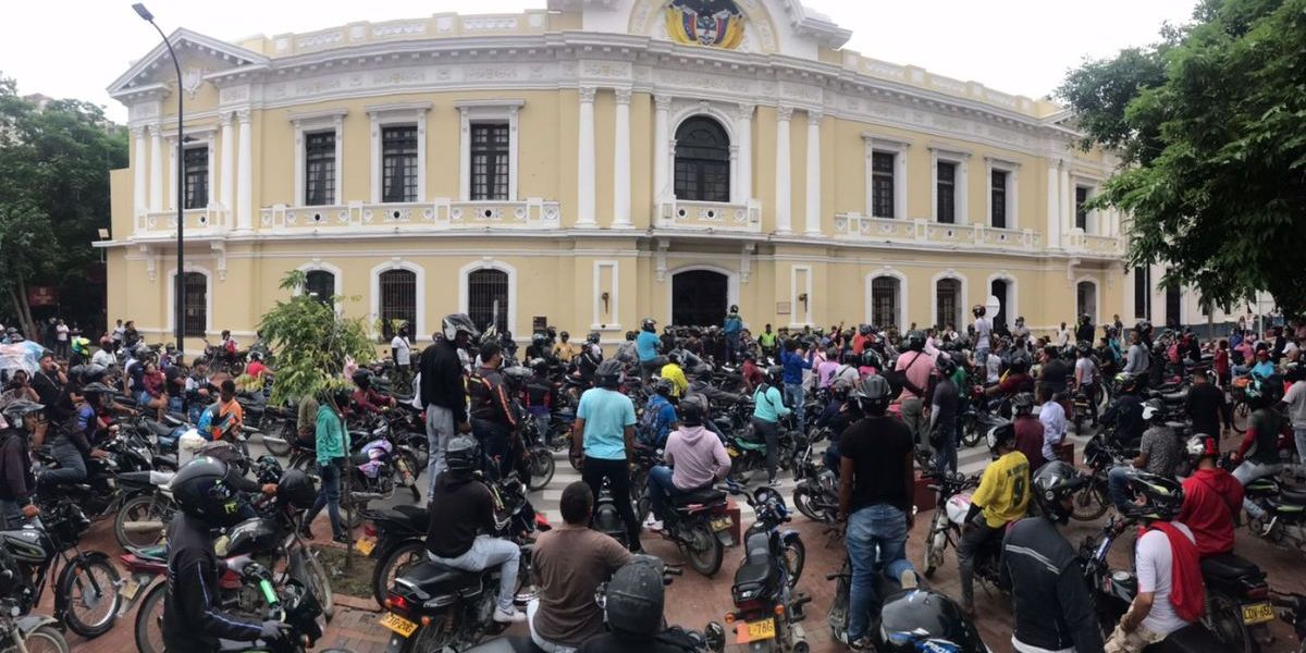 Cortesía Protesta de motociclistas en Santa Marta.