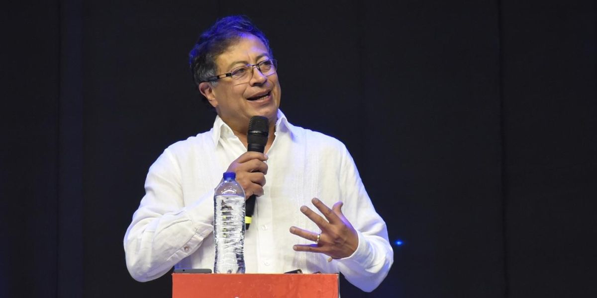 Gustavo Petro.