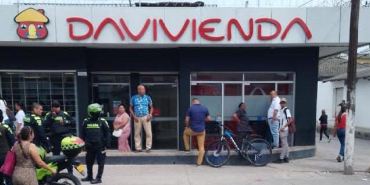 Zona Cero Banco Davivienda del barrio Centro.