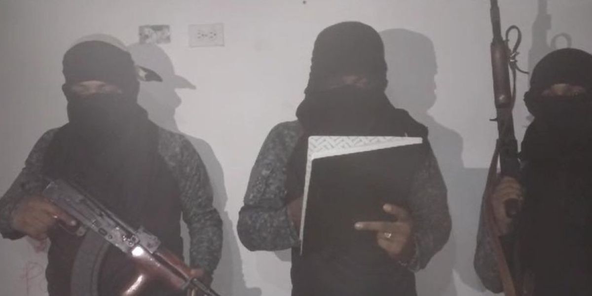 Captura de video Los tres delincuentes que aparecen en el video.