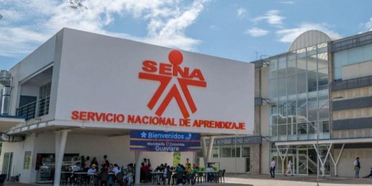 Más de ocho millones de estudiantes del Sena se verían perjudicados por la suspensión de actividades.