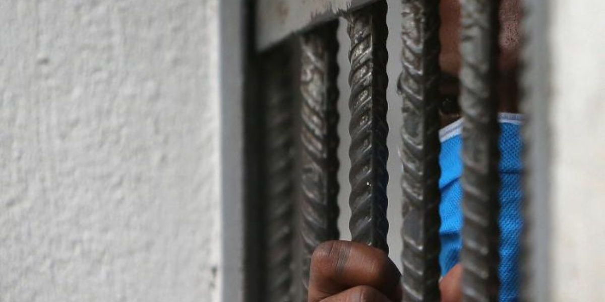 Portafolio. ¡Increíble! A la cárcel hombre que habría agredido sexualmente a su hijo de un año de nacido