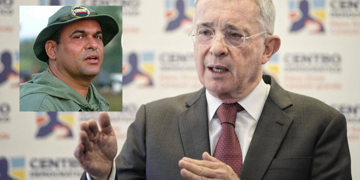 El expresidente Uribe se pronunció tras la decisión de Petro.