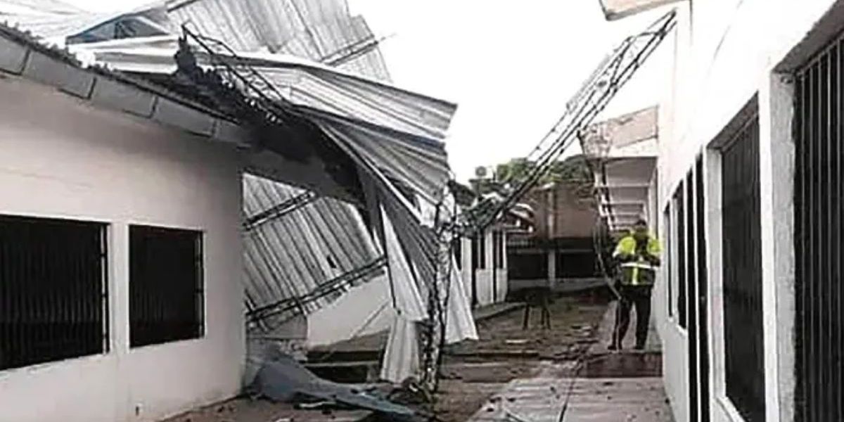 Fuertes vientos causaron estragos en un colegio en Fundación Magdalena.