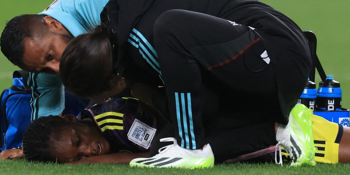 Linda Caicedo en el partido contra Alemania.